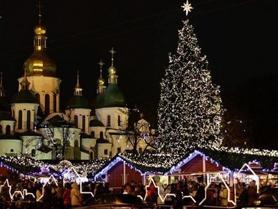 Александр Турчинов предложил перенести праздник Рождества