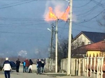 На Закарпатье произошел мощный взрыв на газотранспортной магистрали (видео)