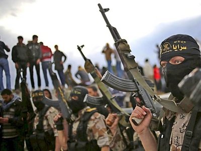 Террористы ИГИЛ в Сирии захватили около 400 заложников
