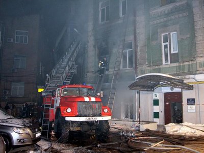 В центре Киева крупный пожар (фото, видео)