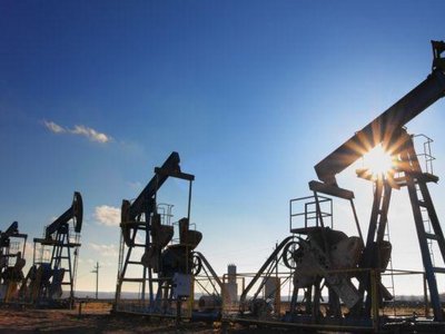 Цена нефти Brent поднялась до $34 за баррель