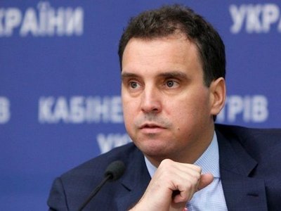 Отставка: Абромавичус обвинил в противодействии реформам лично Кононенко