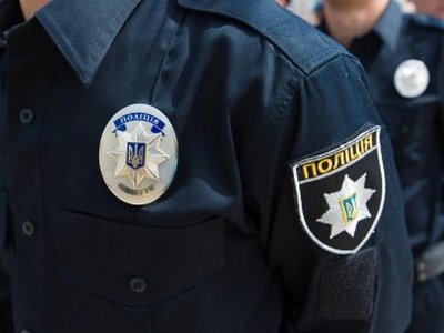 Полицейский погорел на взятке в 200 тыс гривен — Геращенко