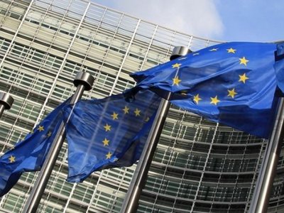 ЕС потребовал от Киева реальных фактов борьбы с коррупцией