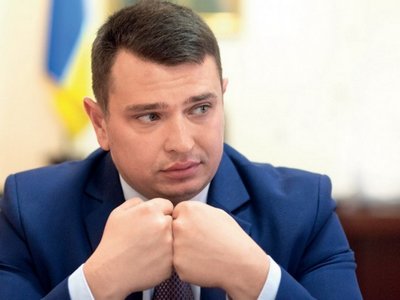 НАБУ завело уголовные дела на трех народных депутатов