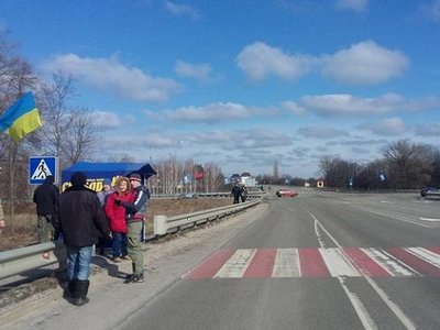 Активисты заявили о блокаде фур РФ в Сумской области