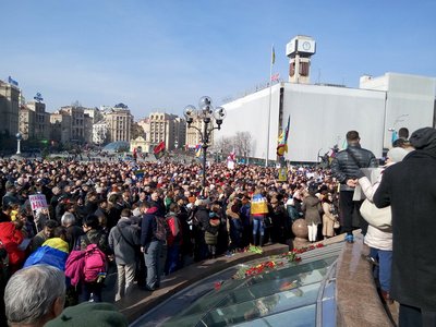 На Майдане проходит акция в поддержку Савченко (фото, видео)