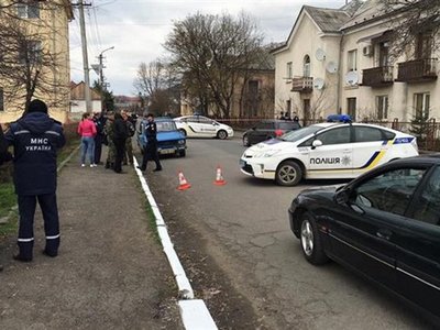 Разборки со стрельбой устроили в Закарпатском Мукачево (фото, видео)