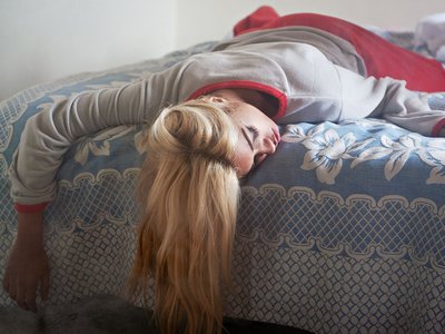 Ученые рассказали, почему женщины должны спать дольше мужчин