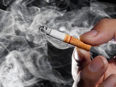 Табачный дым «дружит» с вредными бактериями и враждует с полезными