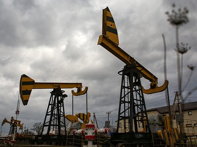 Нефть дешевеет на фоне новостей о росте добычи странами ОПЕК