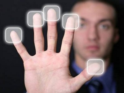 Туристы в Японии смогут расплачиваться с помощью отпечатков пальцев