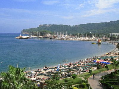 В Турции зафиксировали самый крупный за 17 лет отток туристов