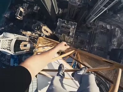 Украинский руфер Мустанг покорил 492-метровый кран в Дубае (видео)