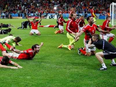Сборная Уэльса вышла в полуфинал Евро-2016 (видео)