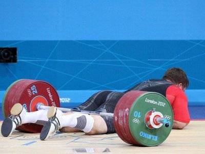 Российскую сборную по тяжелой атлетике отстранили от Олимпиады-2016 в Рио