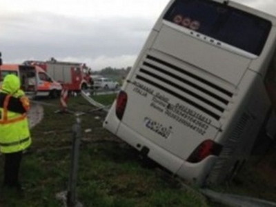 В Румынии в ДТП попал автобус с десятками украинцев