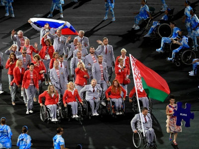 Белорусские спортсмены вышли на Паралимпиаду в Рио с российским флагом