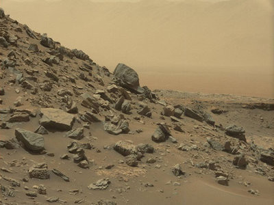 Curiosity сделал впечатляющие снимки марсианских скал (фото)