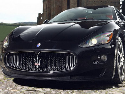 Высший админсуд Украины признал незаконным налог на элитные автомобили