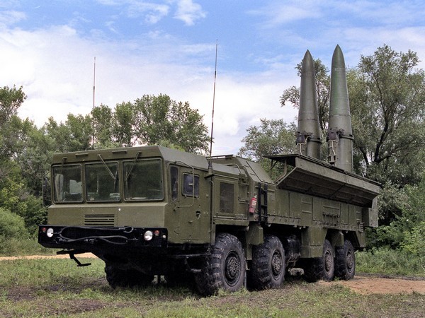 Россия перебрасывает в Калининград комплекс «Искандер»