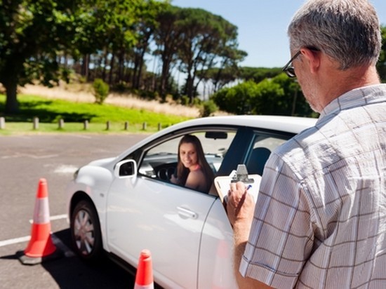 Как правильно выбрать автошколу?