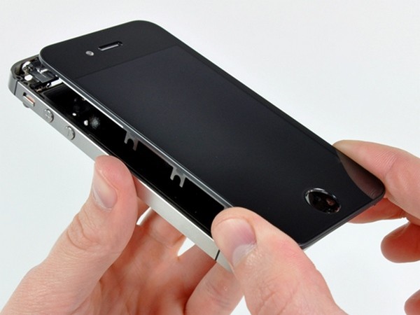 Замена дисплея айфон 4s: важные моменты