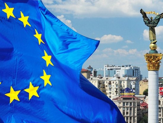 Украинцы возглавили ТОП-10 по числу получения вида на жительство в Евросоюзе