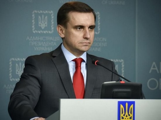 У Порошенко назвали условия для проведения выборов на Донбассе