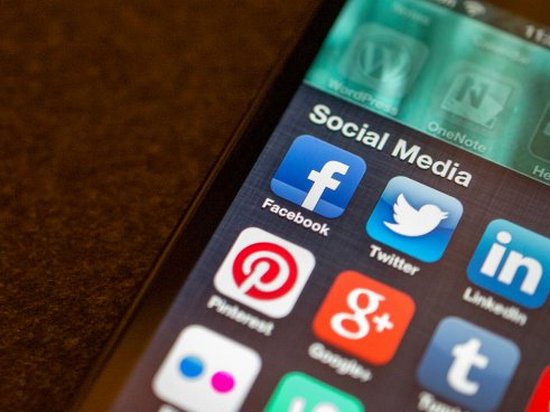 Определить шизофрению можно по статусу в социальной сети — ученые