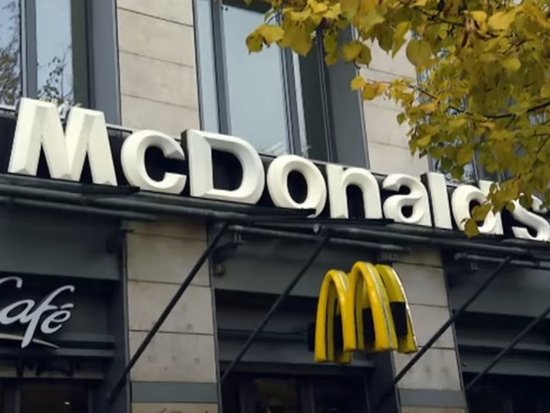 Журналист попытался прожить без товаров из США (видео)