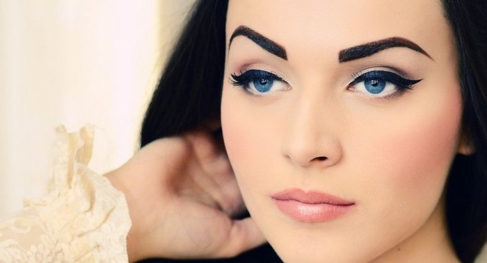 макияж глаз и губ