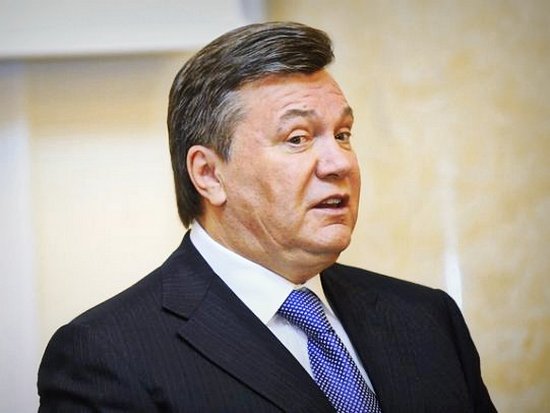 Янукович после отказа полиции подал в суд за «оскорбительные придирки» Луценко
