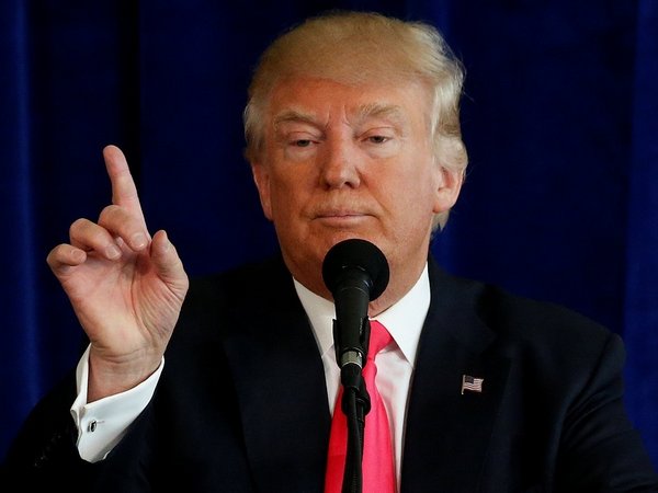 Дональд Трамп отказался от президентской зарплаты