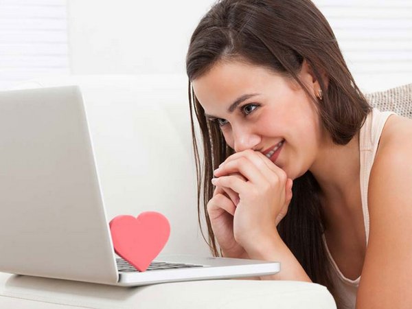 В сеть попали данные 400 миллионов любителей «клубнички»