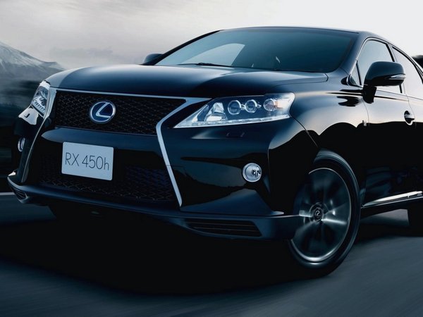 Lexus анонсировала новый кроссовер с водородным двигателем
