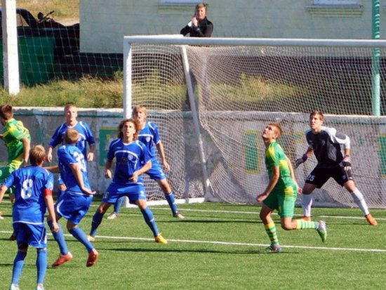 Симферопольская «Таврия» хочет играть в чемпионате Украины по футболу