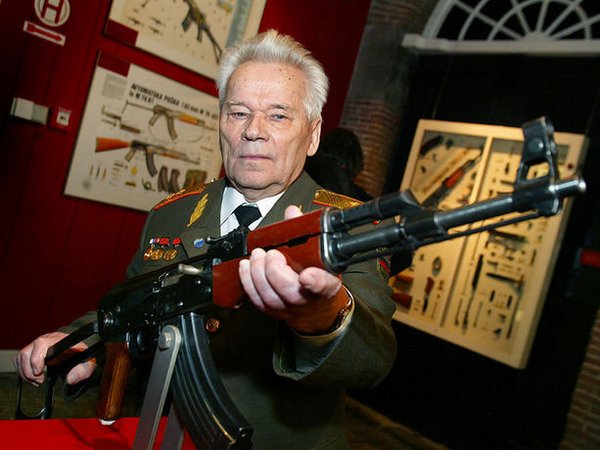 ВС РФ отказал семье Калашникова в правах на бренд АК-47