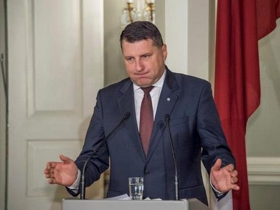 Раймондс Вейонис признал, что у Латвии практически нет экономики