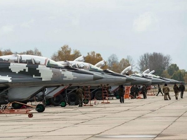 Украинская авиация отработает авиаудары возле Крыма