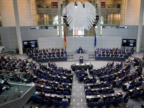 В Бундестаге призвали ЕС ввести новые санкции против РФ
