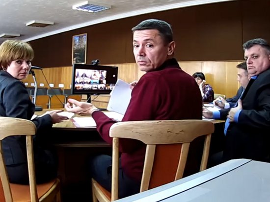 Хакеры включили Гимн Украины во время видеоконференции с Аксеновым (видео)