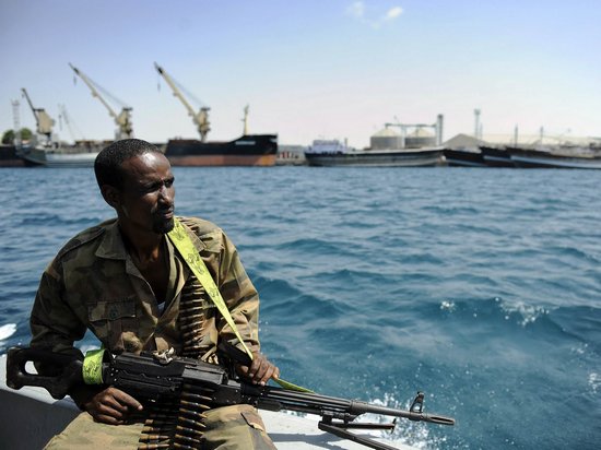 Пираты захватили судно с украинцами и россиянами