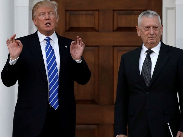У Дональда Трампа официально назвали нового главу Пентагона
