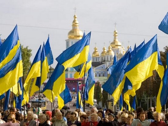 Соцопрос: Украинцы ценят жизнь и достоинство превыше всего