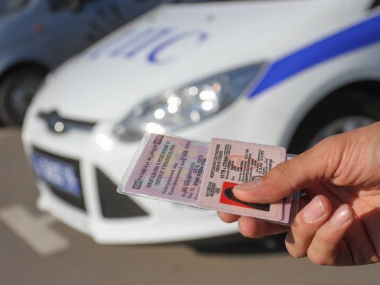 В Украине должников будут лишать водительских прав