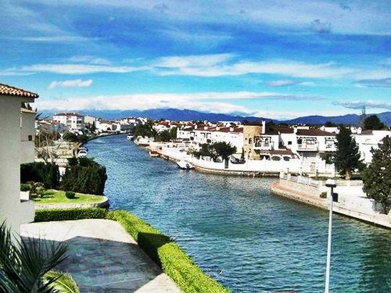 Недвижимость на Коста-Брава: слагаемые успеха такого приобретения