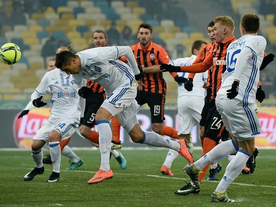 Семь голов за матч: Динамо в феерическом матче проиграло Шахтеру (видео)