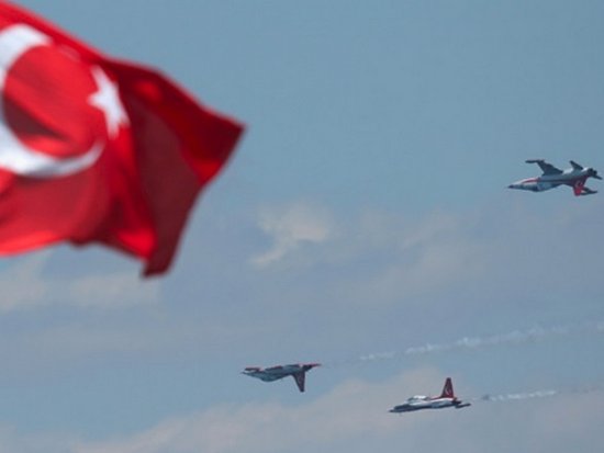 Турецкая авиация нанесла авиаудары по курдам в Ираке