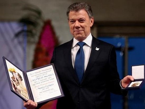 Колумбийскому президенту Сантосу вручили Нобелевскую премию мира